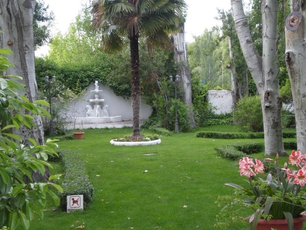 Hotel Mercedes Aranjuez Exterior photo