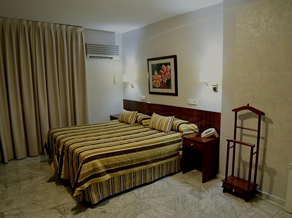 Hotel Mercedes Aranjuez Exterior photo