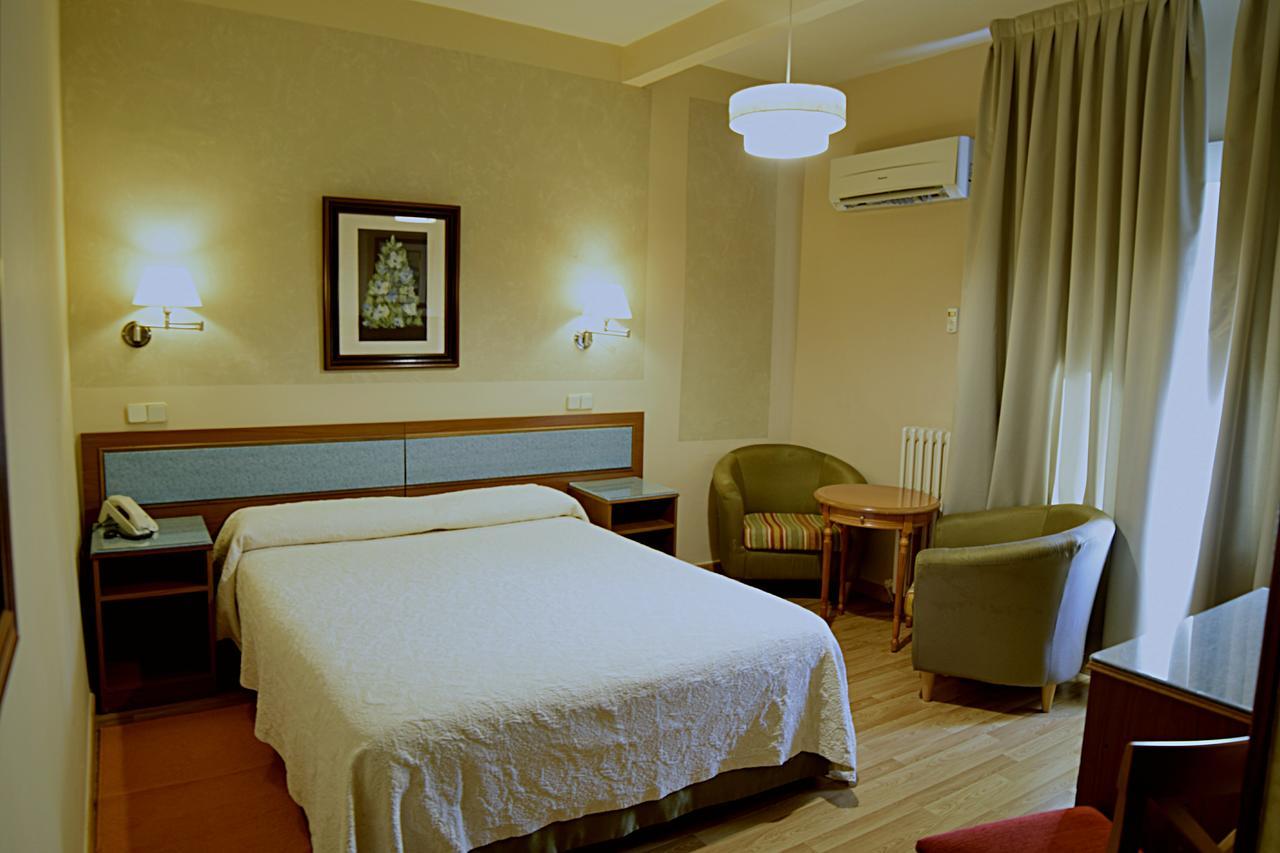 Hotel Mercedes Aranjuez Exterior photo